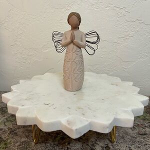 Willow Tree Angel Figurine with Wire Wings “a tree, a prayer”